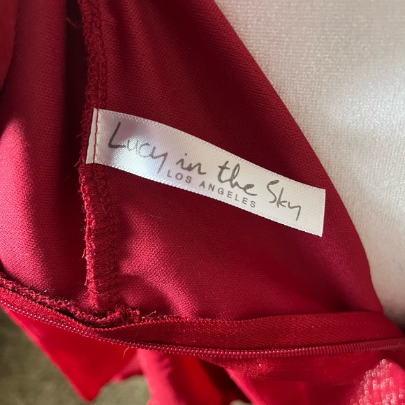 Red backless mini dress - Picture 5 of 9